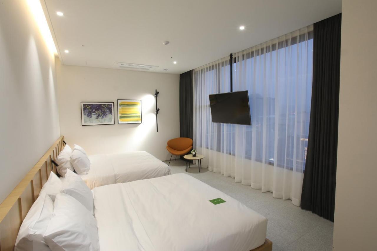 Orchid Hotel ونجو المظهر الخارجي الصورة