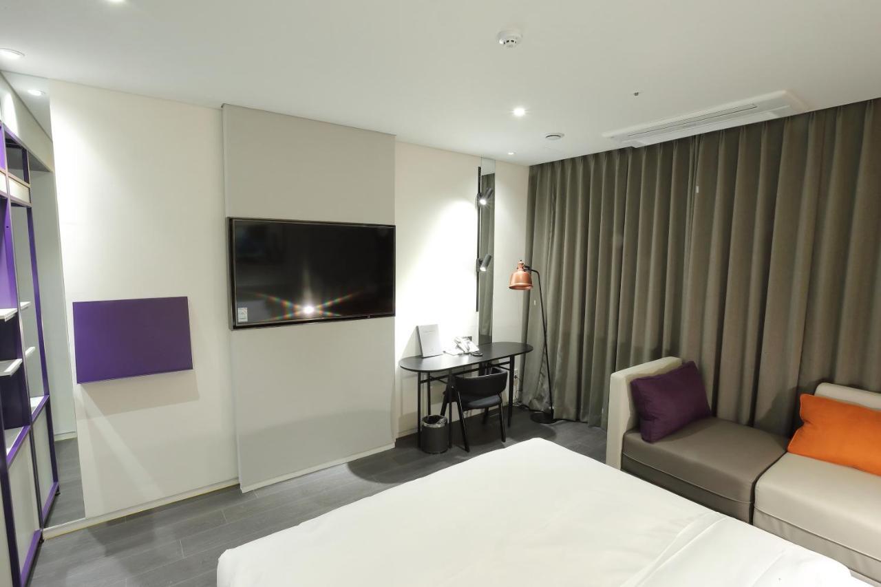 Orchid Hotel ونجو المظهر الخارجي الصورة