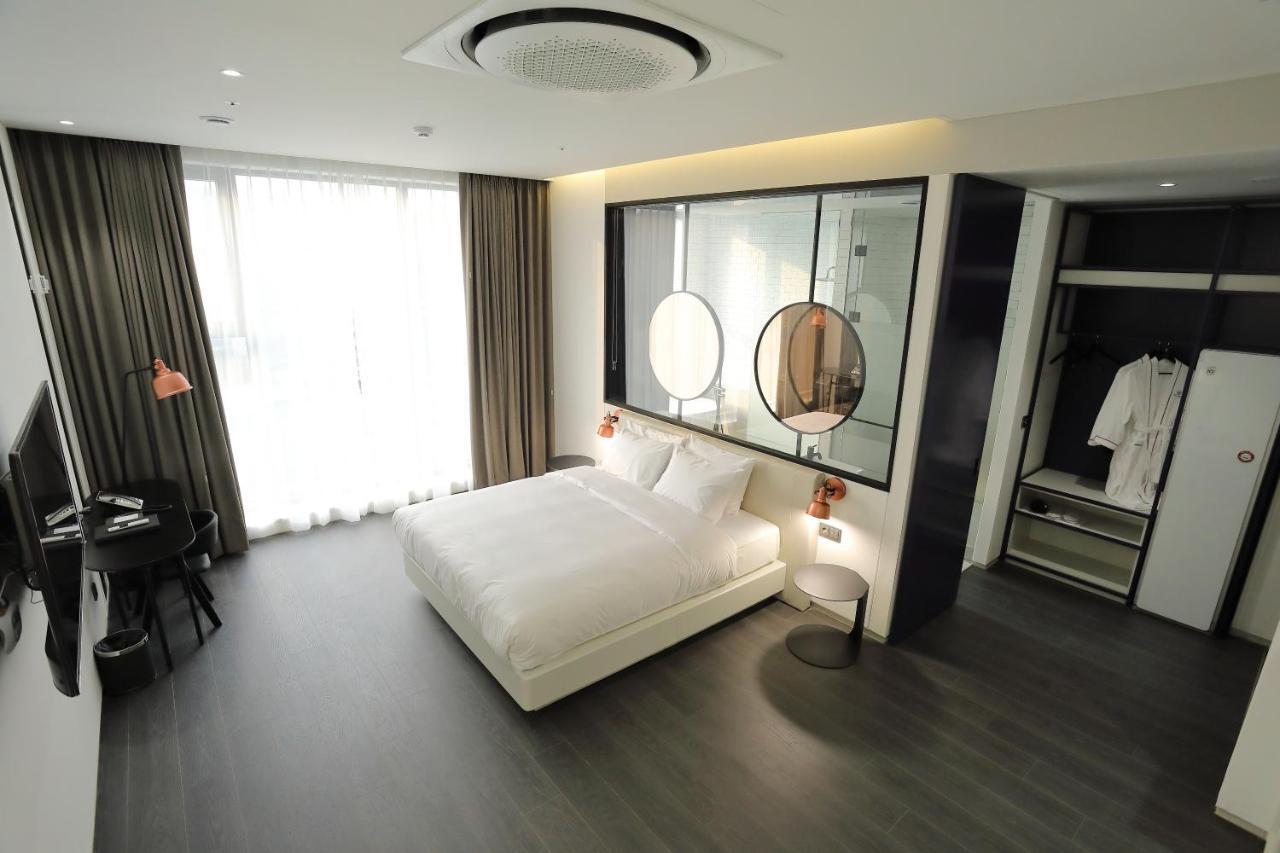 Orchid Hotel ونجو المظهر الخارجي الصورة