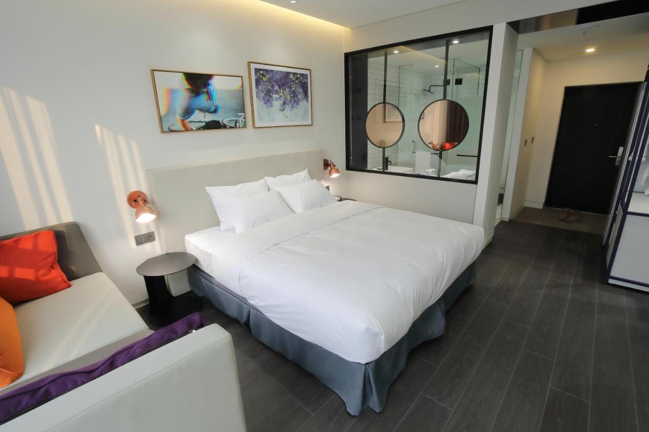 Orchid Hotel ونجو المظهر الخارجي الصورة