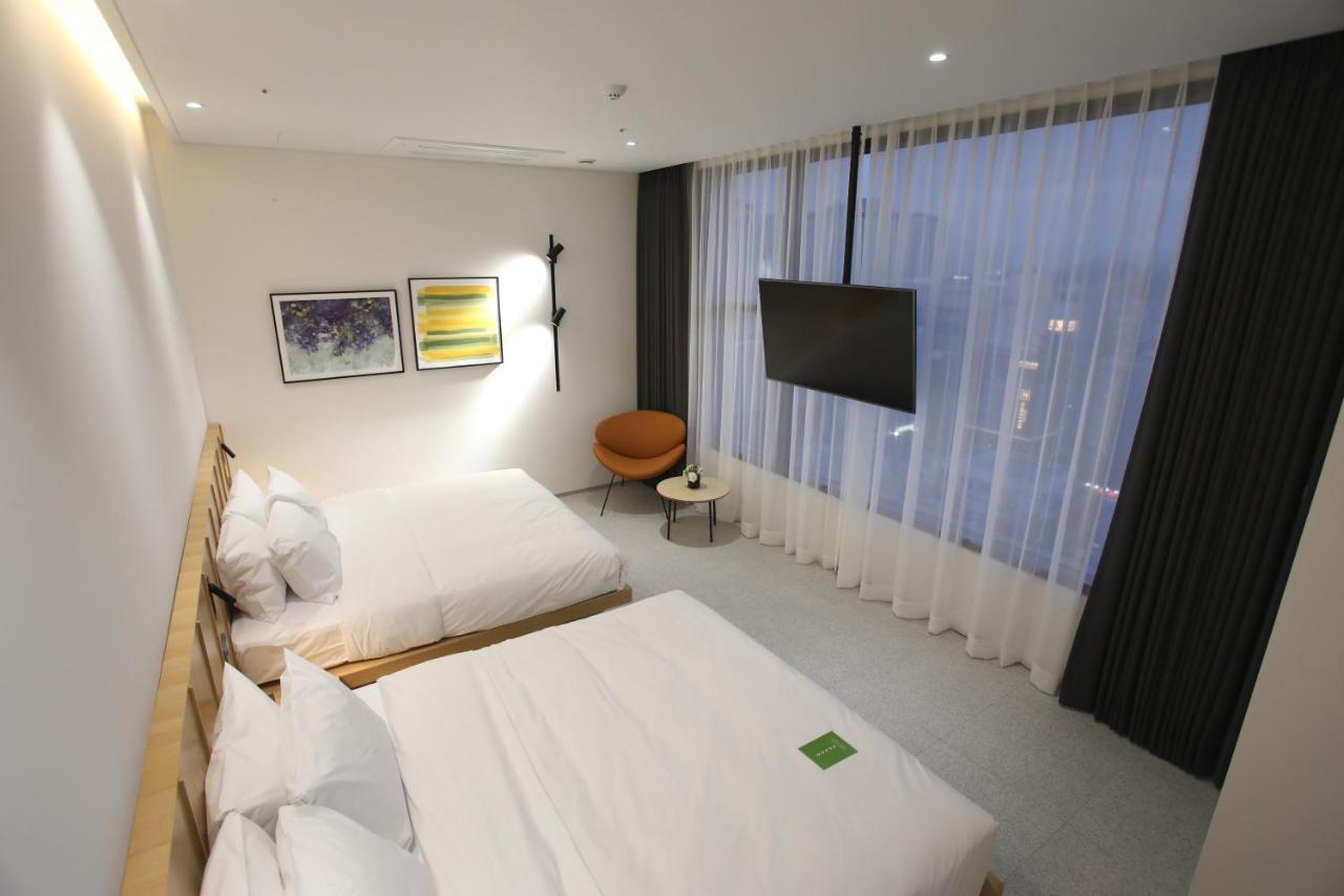 Orchid Hotel ونجو المظهر الخارجي الصورة