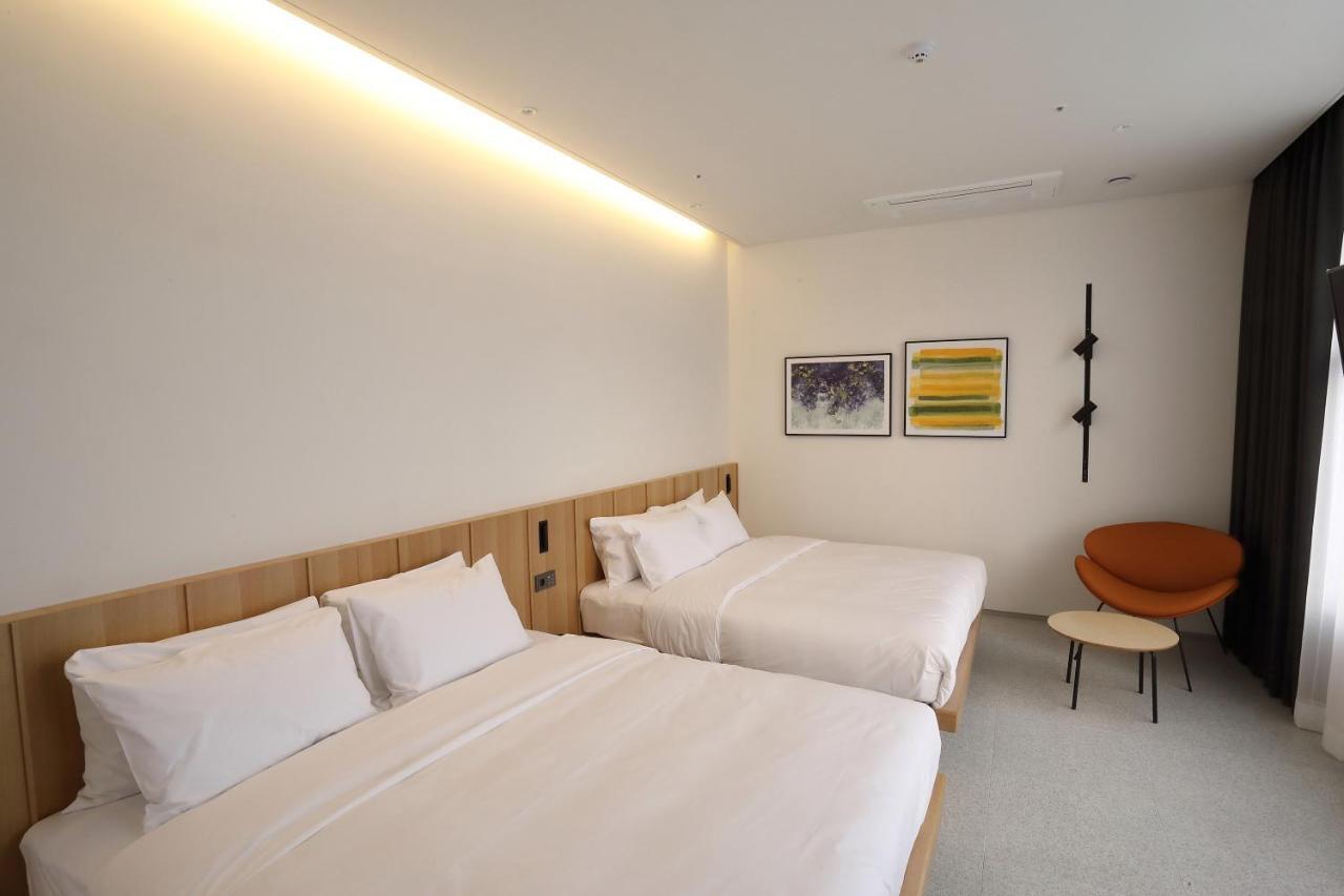 Orchid Hotel ونجو المظهر الخارجي الصورة